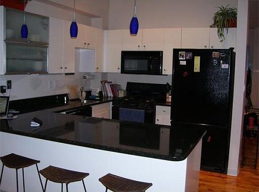2nd image of 70 Northampton St APT 304