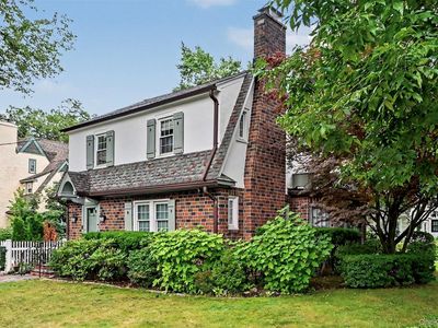 25 Vanderburgh Avenue, Larchmont, NY, 10538