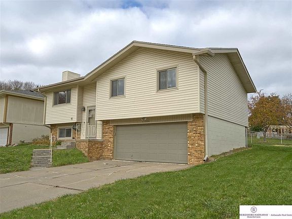3rd image of 11524 S 35th St