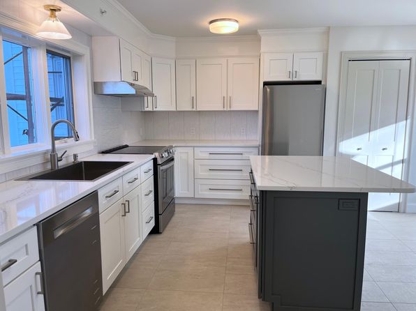 19 Flaggy Meadow Rd #2