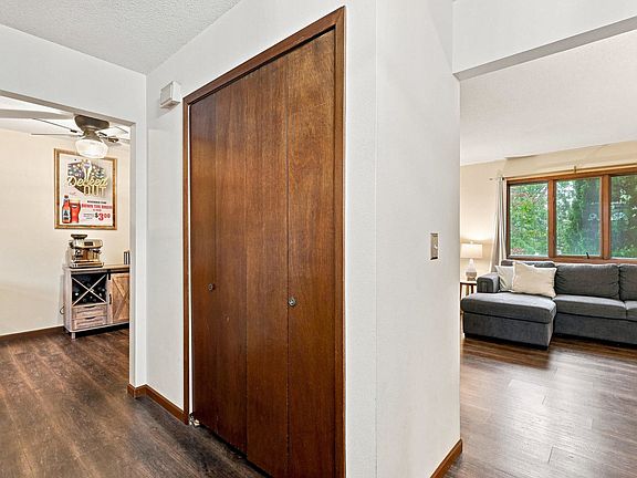 4th image of 3169 Willowwood Dr