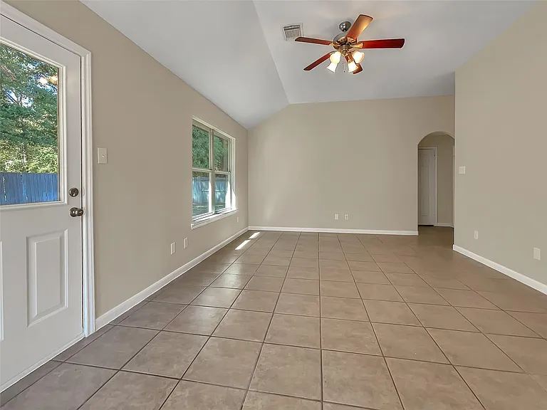 16413 Danika Oak Dr — Photo 8