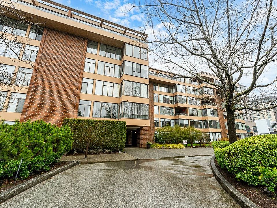 1st image of 2101 McMullen Ave #211