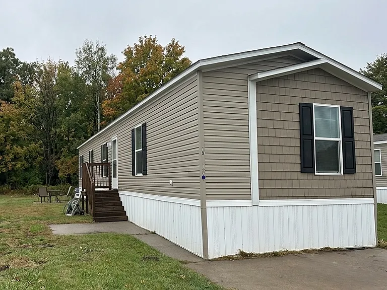 Meadowlark MHC LLC - Rent to Own — Photo 1