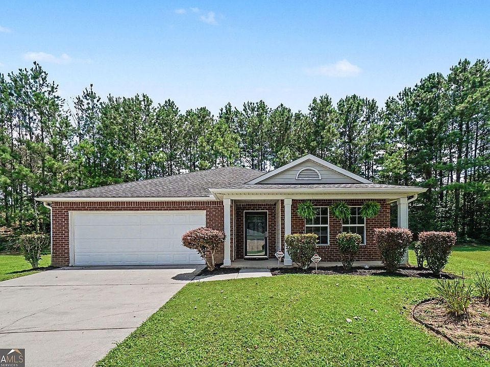 1st image of 460 Pinevale Ct