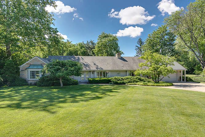 722 Country Club Lane