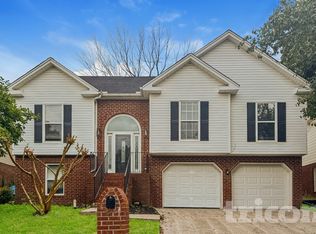 104 Edgewater Ct, Hendersonville, TN 37075