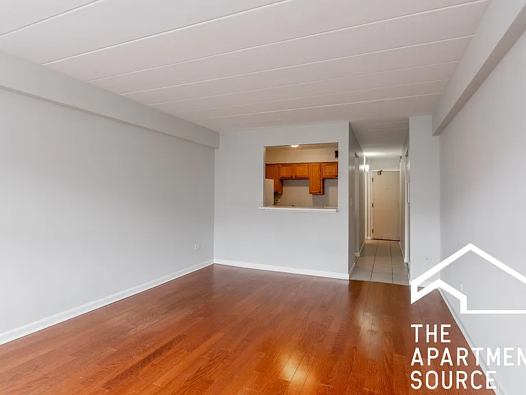 1159 W Farwell Ave #603 — Photo 1