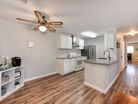 5th image of 4432 Baumgart Way