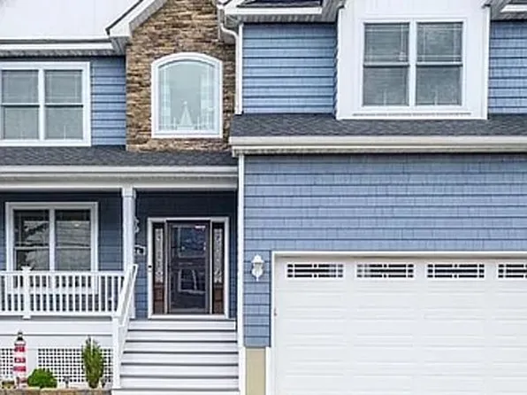 24 Woodhaven Rd, Toms River, NJ 08753
