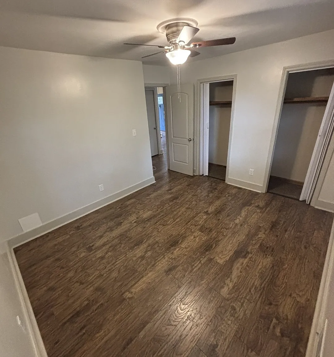3 bed, 1560 sqft, $2,100 — Photo 4