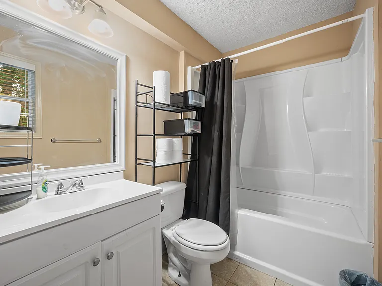 646 Woodcrest Manor Dr — Photo 10