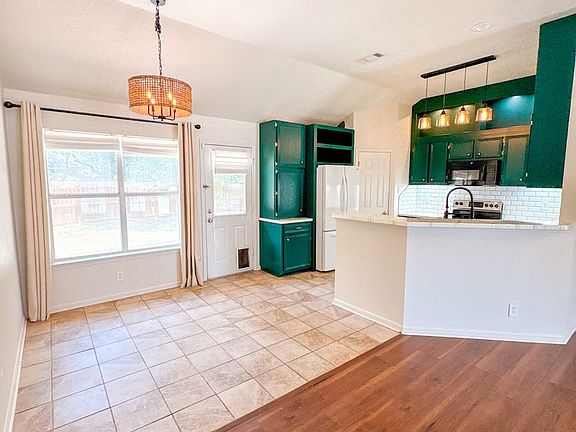 5th image of 6 Bay Ct