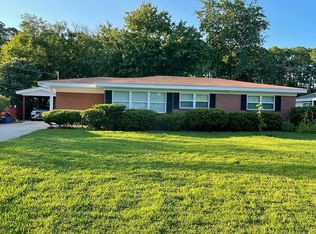 2707 Canary Dr, Brunswick, GA 31520