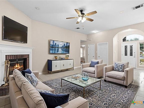 2nd image of 5122 Waterford Ct