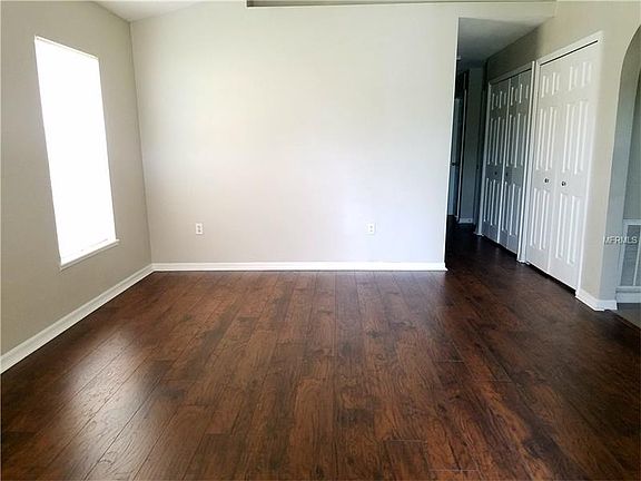 2nd image of 818 Brenton Leaf Dr