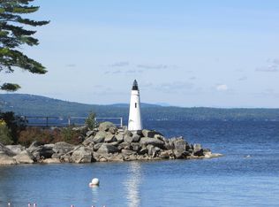 1105 Middle Beach Rd, Raymond, ME 04071