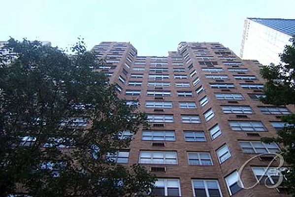 Rented by Bellmarc Realty | media 3