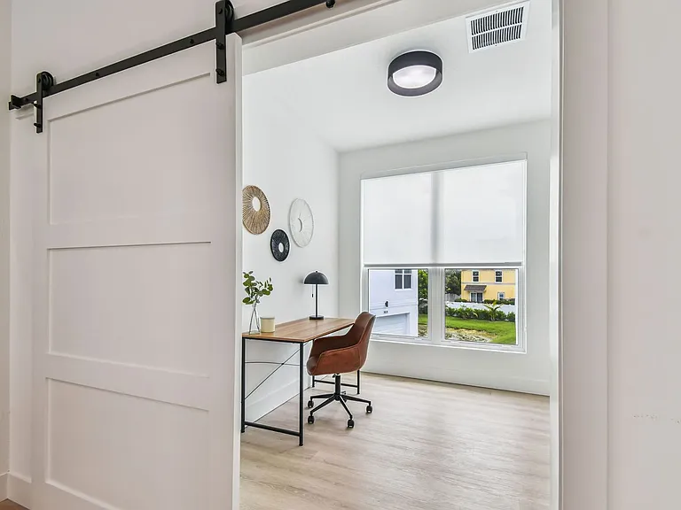 3826 Pompano Dr SE — Photo 65