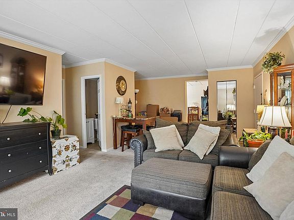 3rd image of 400 Glendale Rd #D54
