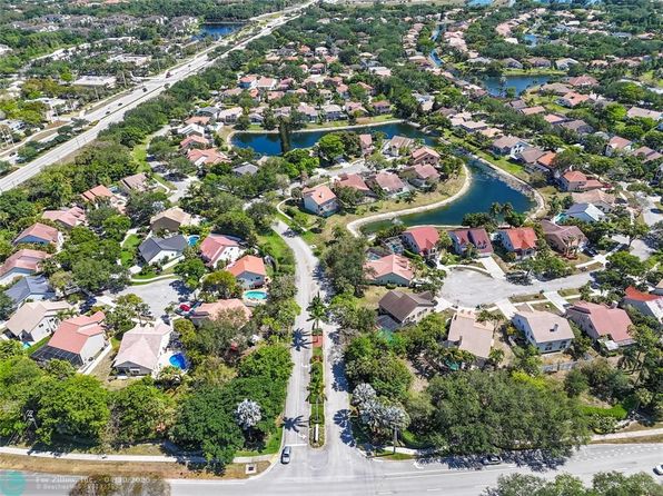5731 NW 62nd Mnr, Parkland, FL 33067
