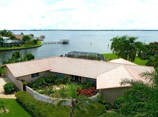 1808 Pine St, Melbourne Beach, FL 32951
