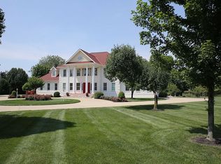 7640 Hunt Country Ln, Zionsville, IN 46077