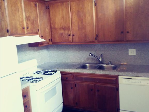 5th image of 4-31525 Lindero Canyon Rd #4