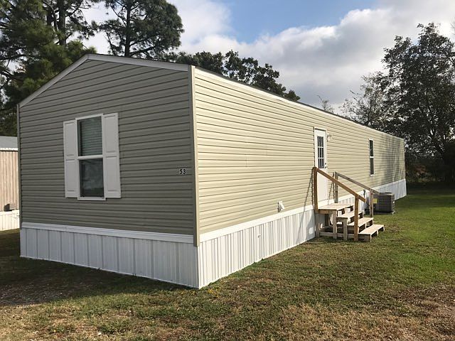 1st image of 1520 Industrial Dr W