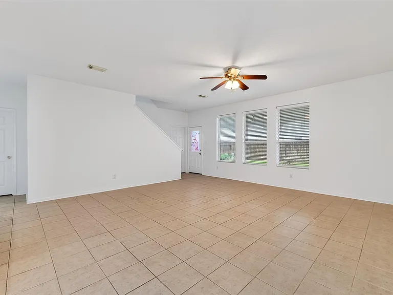 19530 Harvest Stream Way — Photo 8