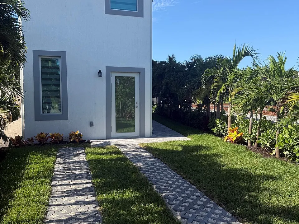 501 El Prado