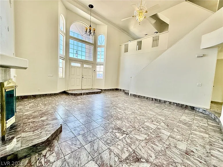 764 Benedict Dr — Photo 7