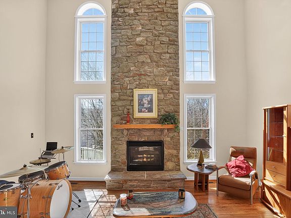 4th image of 5044 Jericho Rd