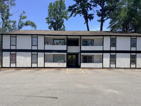 4114 Oak Dr. *