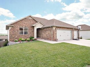 1206 W Paddlewheel Dr, Ozark, MO 65721