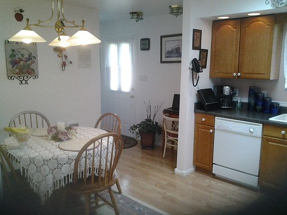 5th image of 103 198th Ave NW