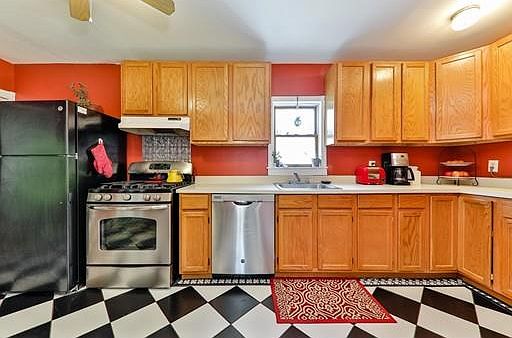 5th image of 18 Williams St