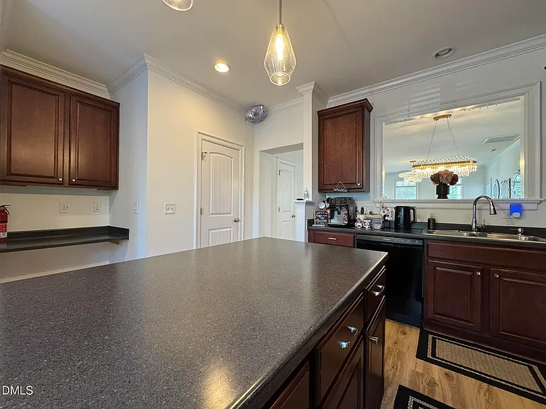 7750 Acc Blvd — Photo 9