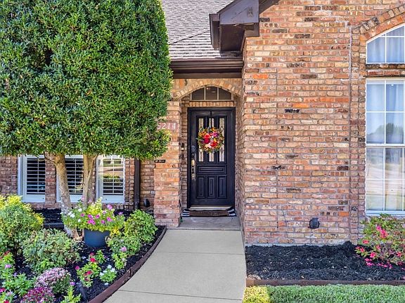 4th image of 3214 Suzanne Dr