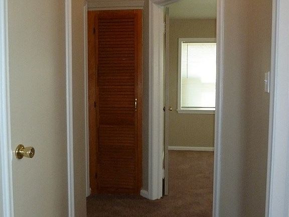 4th image of 1839 Arlington Ave