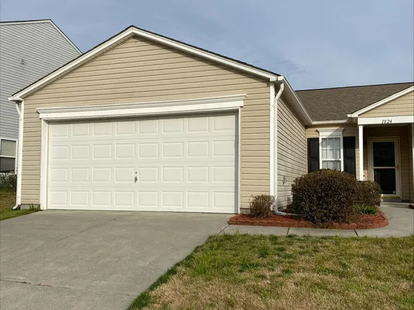 1824 Rustic Barn Dr, Huntersville, NC 28078