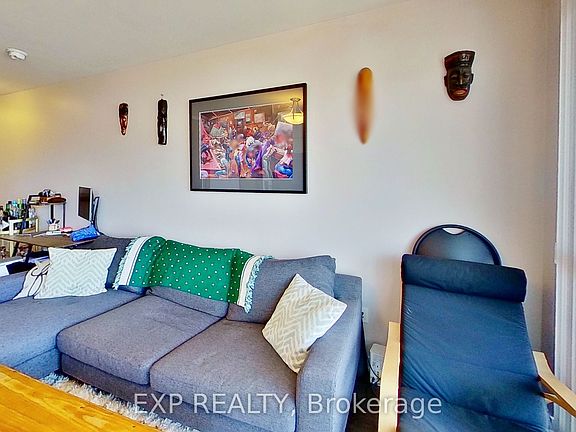 5th image of 78 Tecumseth St #910