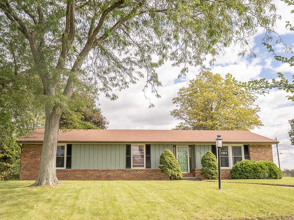 2nd image of 4929 Cloverbrook Dr