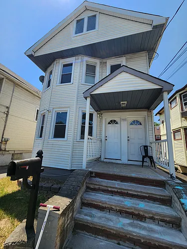 102 Dubois Ave #1 Photo 1
