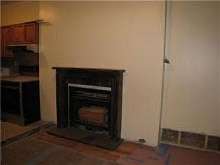 2nd image of 92 Waverly Ave