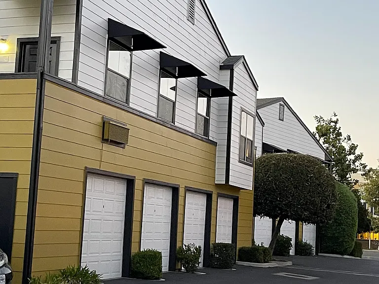 Montage Apartments — Photo 15