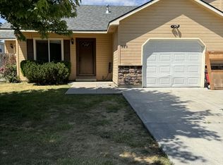 960 SW Colonial Dr #1, Mountain Home, ID 83647