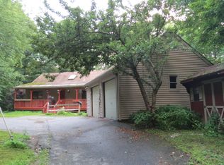 51 Whitman Rd, Williamstown, MA 01267