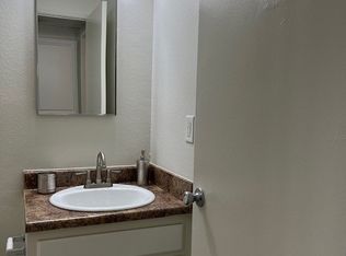 5225 Pearblossom Dr #HO15, Riverside, CA 92507