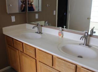 5490 W Whitten St, Chandler, AZ 85226